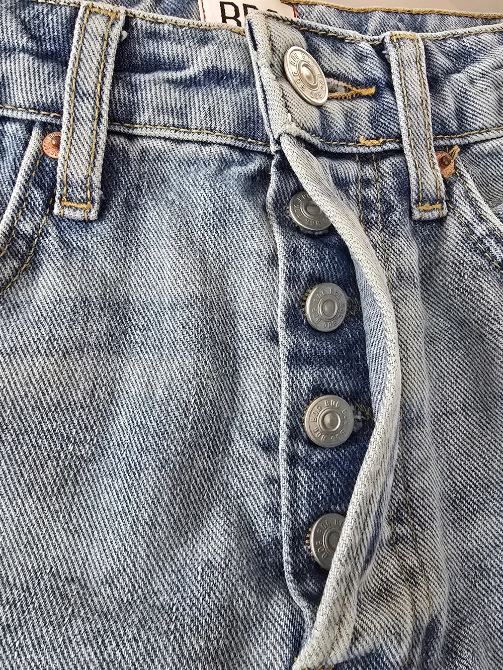 BDG 90s Long Inseam Denim Shorts‎ Size 27 Distressed High Rise Cutoff